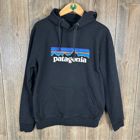 Patagonia P-6 Logo Uprisal Hoody Men's Size Medium Black - Picture 1 of 7